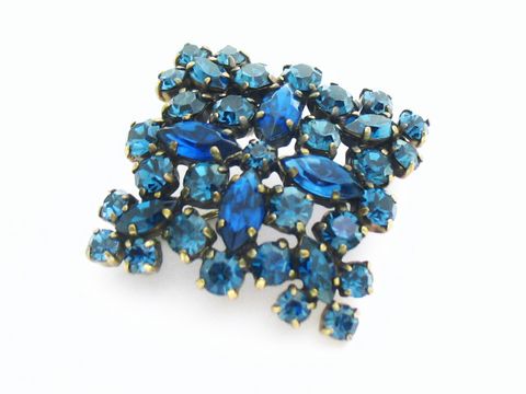 Blaue Strass Brosche -Sexy City Look-  Quadrat