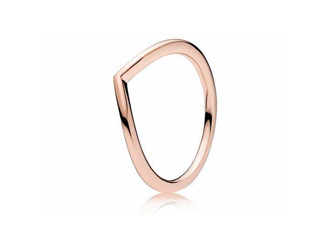 Polierter Wishbone-Ring aus Roségold Vergoldung in Größe 44 von Pandora, zeigt eine elegante, minimalistische Form mit geschwungenem Design und glänzender Oberfläche.