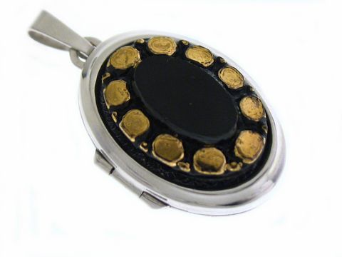 Black dream - Medaillon mit Cabochon - Weißgold 585