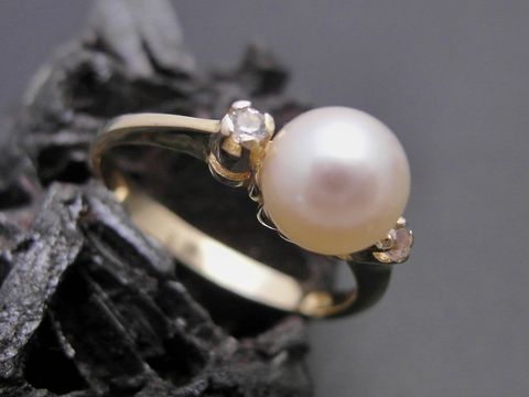 Gold Perlen Ring - attraktiv Gr. 56 - 7,4 mm Zuchtperle + Zirkonia - Gold 333