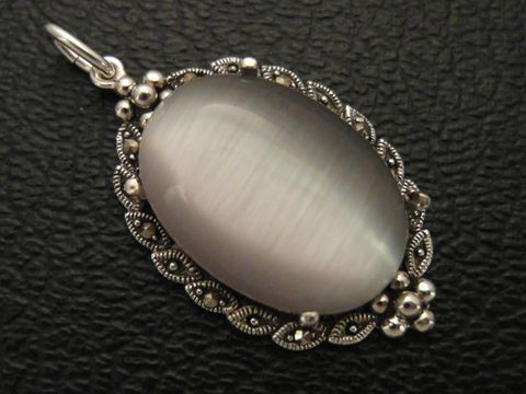 Cabochon - Katzenauge - grau - Silber Medaillon Anhänger