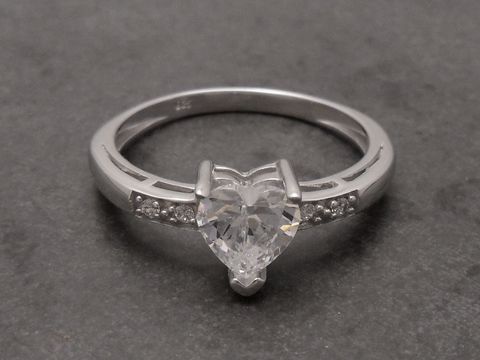 Herz Ring romantisch - Sterling Silber rhod. Zirkonia - Größe 48