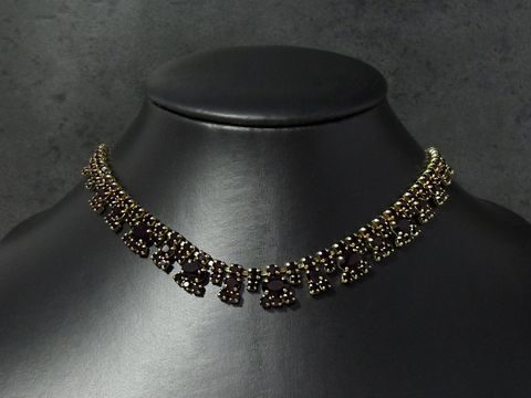 Strass Kette - reizend - GRANATROT - 45-48,5 cm - goldfarben