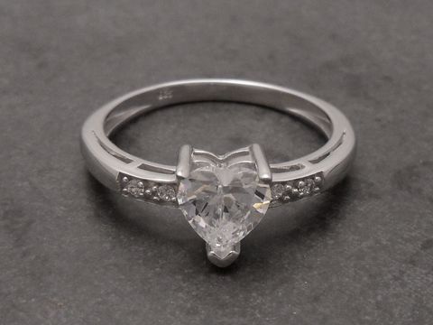 Herz Ring romantisch - Sterling Silber rhod. Zirkonia - Größe 52
