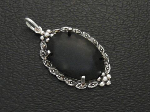 Cabochon - Onyx - Silber Medaillon Anhänger