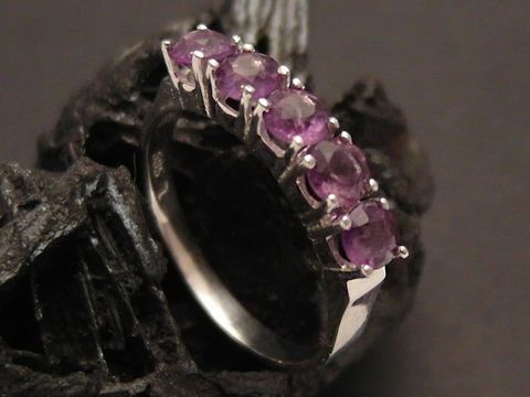 Weißgoldring märchenhaft Weißgold 585 - Amethyst Gr. 57