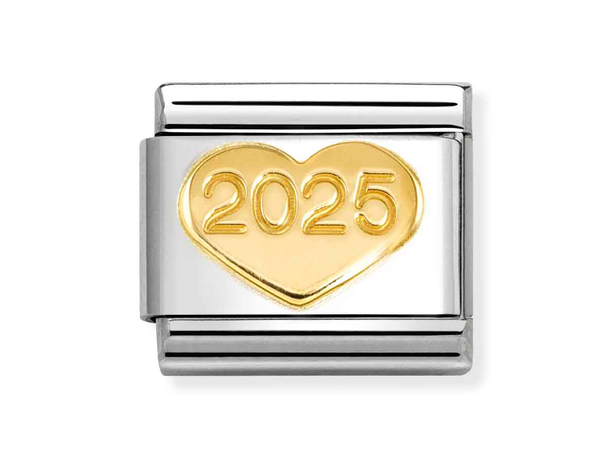 Ein Nomination Armbandglied aus Edelstahl mit einem goldfarbenen Herz, das die Zahl 2025 zeigt. Dieses elegante Stück gehört zur Herz Element Kollektion und ist eine Neuheit.