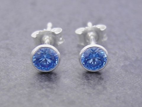 Ohrringe Kreis - Sterling Silber - funkelnd - Zirkonia - hellblau