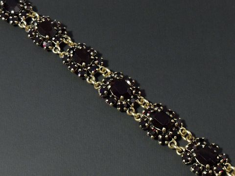 Strass Armband - weiblich - GRANATROT - 18,5-21 cm - goldfarben