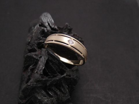 Gold Ring - zeitlos - Gold 333 - Zirkonia - Gr. 46