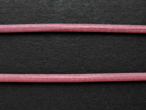 Kette aus Ziegenleder in rosa, Länge ca 100 cm, Dicke 1,2 mm, Hersteller Juwelier Harnisch, geeignet als Lederband oder Lederkette für Schmuckdesign.