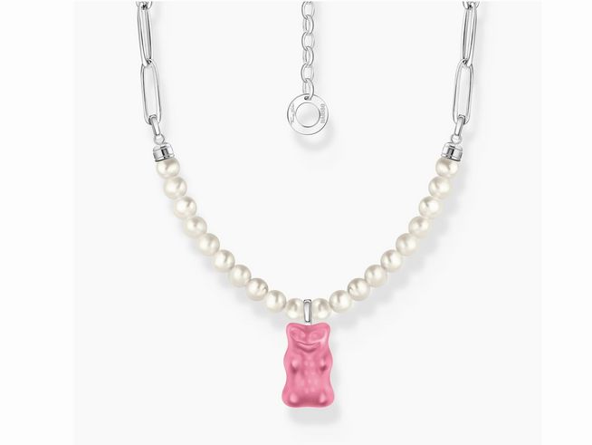 Halskette von Thomas Sabo mit einem rosa-pinken Gummibärchen-Anhänger und Perlen in Rosa-Pink, bietet eleganten Schmuck für jeden Anlass. Ideal als Geschenk oder für den eigenen Stil.