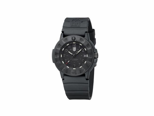 Luminox Sea XS.3001.EVO.BO Armbanduhr in schwarz mit robuster Silikonarmband, 43 mm Gehäuse, analoge Anzeige, ideal für Abenteuer und Sport, Teil der NAVY SEALS 3000 EVO-Serie.