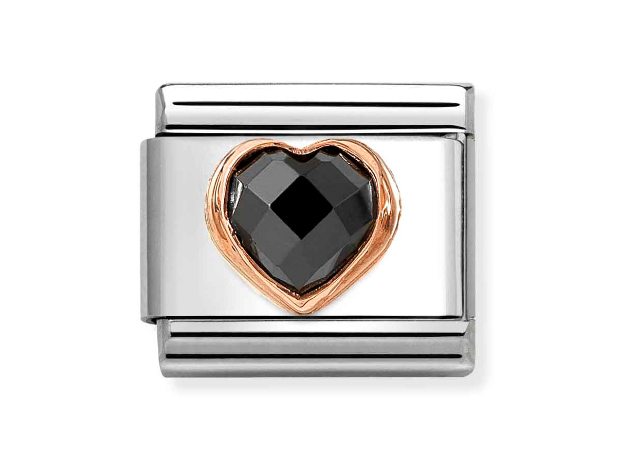 Schwarze Zirkonia in Herzform umgeben von roségoldenem Metall auf silbernem Hintergrund, passend für das Armband von Nomination Classic, Modellnummer 430607 11, Neuheit.