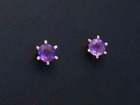 Ohrringe - Amethyst facettiert - Gold Ohrstecker