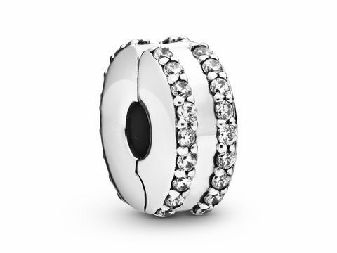 Pandora 798422C01 Clip Stopper mit Zirkonia, aus Silber, elegantes Design mit funkelnden Zirkonia-Steinen, ideal für Armbänder, verleiht einen Hauch von Glamour.