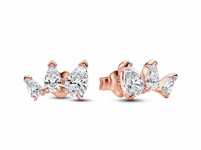 Funkelnde Birnen-Ohrringe von Pandora in Roségold Vergoldung, besetzt mit hochwertigem Zirkonia, für einen eleganten und glänzenden Look. Ideal für besondere Anlässe oder als luxuriöses Geschenk.