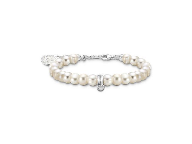 Zartes Armband von Thomas Sabo in Silber mit schimmernden Zuchtperlen und elegantem Verschluss, geeignet für Handgelenke von 16 bis 19 cm. Ideal als stilvolles Accessoire.