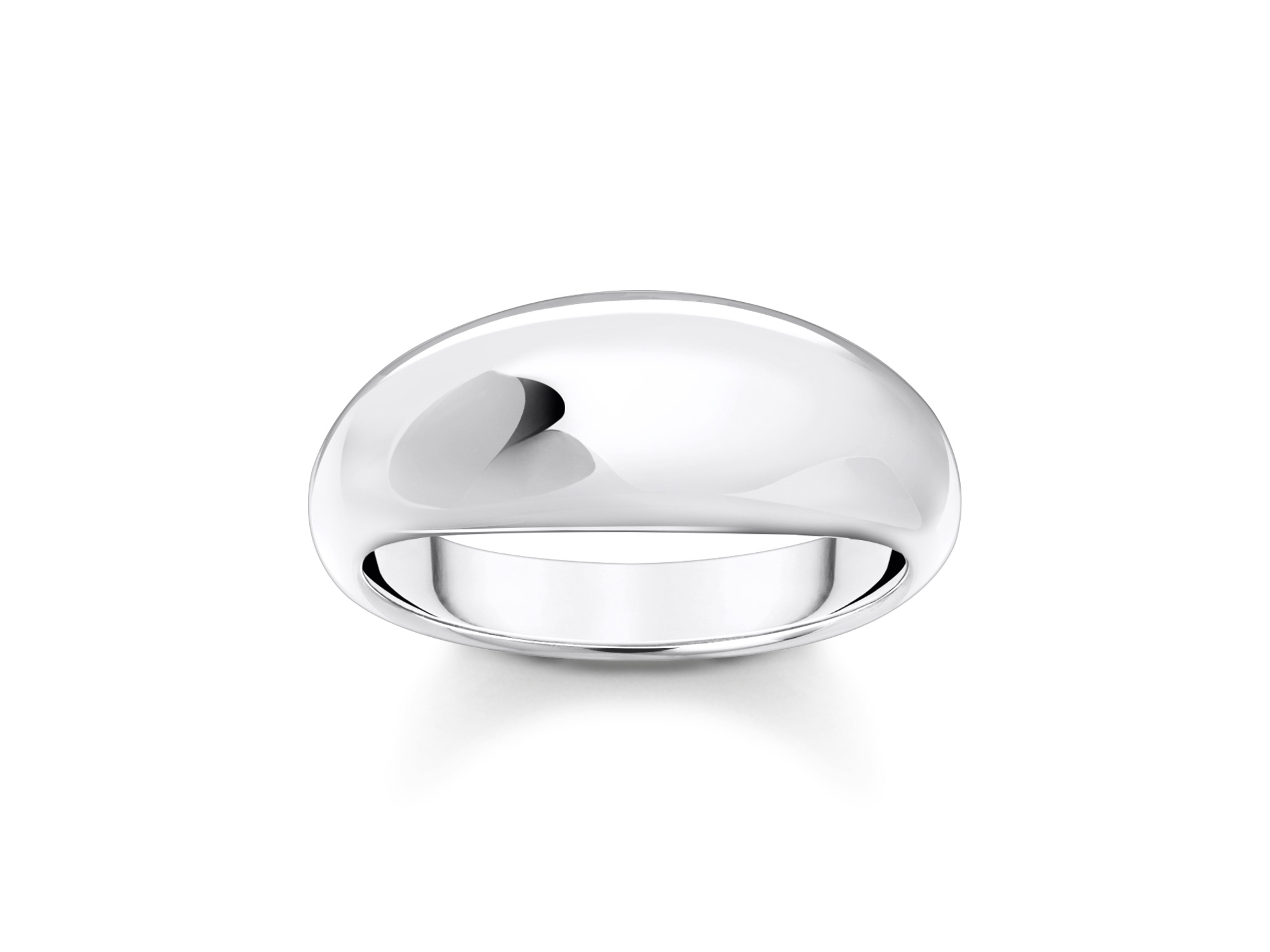 Der Thomas Sabo TR2472-001-21-50 Bold Elegance Ring aus Silber in Größe 50 zeigt eine elegante, polierte Oberfläche mit geschwungener Form, die modern und zeitlos zugleich wirkt.